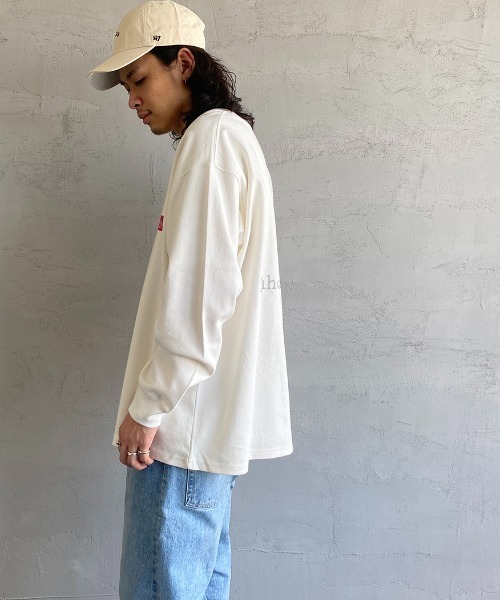 Manhattan Portage（マンハッタンポーテージ）の「[MANHATTAN PORTAGE/マンハッタンポーテージ] 別注 バックプリントロングスリーブＴシャツ（Tシャツ/カットソー・レディース・ホワイト/カーキ/ネイビー・L/XL/M）」の16枚目の写真