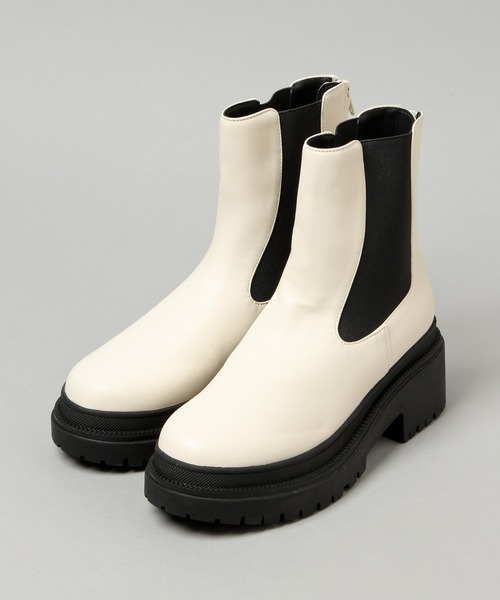 HARE（ハレ）の「サイドゴアミドルブーツ(HARE)（ブーツ・レディース・ホワイト/ブラック・M/L）」の14枚目の写真