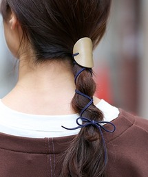 サークルリバーシブルレザーヘアーリボン