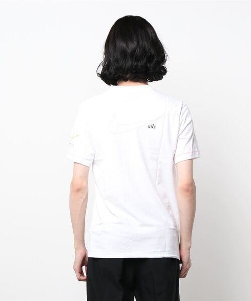 NIKE(ナイキ)の「NIKE/ナイキ NSWスウッシュ 50 LBR S/S Tシャツ(Tシャツ/カットソー・メンズ・ホワイト/ブラック・M/L/XL/S/2XL)」の5枚目の写真