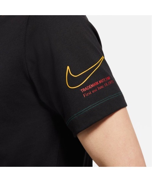 NIKE(ナイキ)の「NIKE/ナイキ NSWスウッシュ 50 LBR S/S Tシャツ(Tシャツ/カットソー・メンズ・ホワイト/ブラック・M/L/XL/S/2XL)」の7枚目の写真