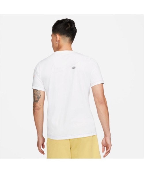 NIKE(ナイキ)の「NIKE/ナイキ NSWスウッシュ 50 LBR S/S Tシャツ(Tシャツ/カットソー・メンズ・ホワイト/ブラック・M/L/XL/S/2XL)」の9枚目の写真