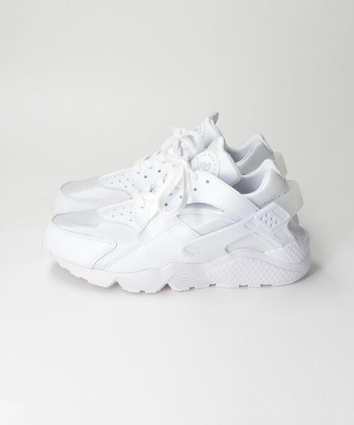 NIKE（ナイキ）の「＜NIKE（ナイキ）＞AIR HUARACHE エア ハラチ スニーカー（スニーカー・メンズ・ホワイト/ブラック・27cm/27.5cm/26cm/28cm/26.5cm）」の5枚目の写真