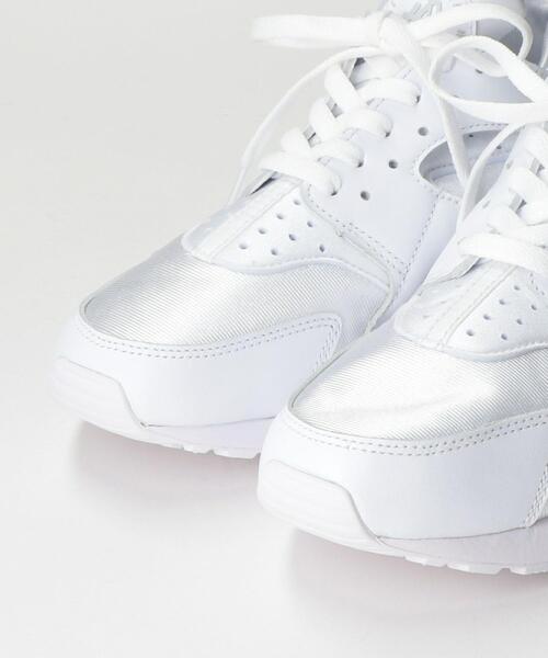 NIKE（ナイキ）の「＜NIKE（ナイキ）＞AIR HUARACHE エア ハラチ スニーカー（スニーカー・メンズ・ホワイト/ブラック・27cm/27.5cm/26cm/28cm/26.5cm）」の10枚目の写真