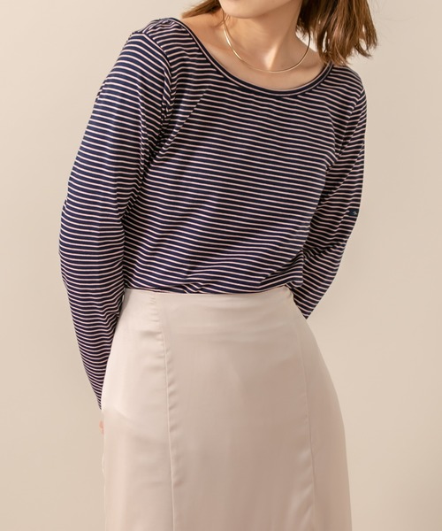 mystic（ミスティック）の「[mline] WEB限定 チビ長袖ロングTシャツ（Tシャツ/カットソー・レディース・オフホワイト/ベージュ/ブラック/ネイビー/チャコールグレー/ブルー/ピンク・FREE）」の19枚目の写真