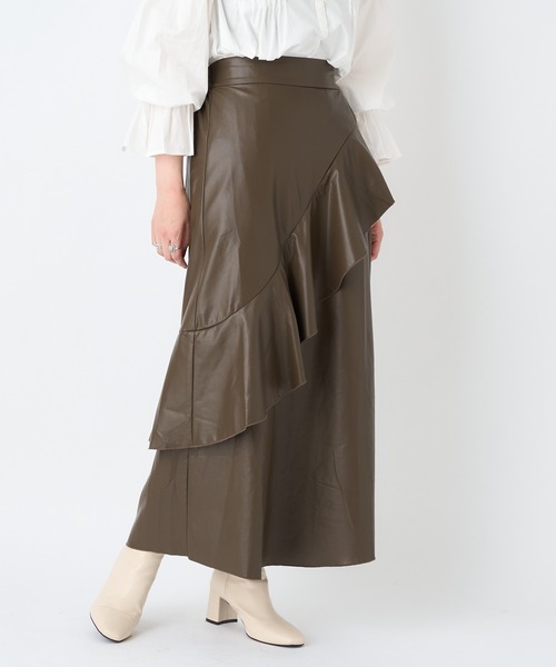 CIAOPANIC(チャオパニック)の「フェイクレザーフレアデザインスカート(スカート・レディース・ブラック/ブラウン・SMALL/MEDIUM)」の11枚目の写真
