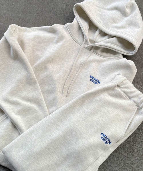 Snap club（スナップクラブ）の「【Snap club】裏起毛ワンポイント刺繍ロゴ  スウェットパンツ（スウェットパンツ・メンズ・ライトブルー/ブラック/オートミール/ネイビー/グリーン系その他/オレンジ/ダークベージュ/パープル系/グレー系/ブルー系/イエロー系/ピンク系/ブラック系/グリーン系・FREE）」の15枚目の写真