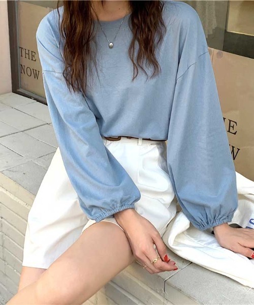 MANGROVE(マングローブ)の「ギャザーカフスロンtee(Tシャツ/カットソー・レディース・ブラック/ホワイト/グレイッシュブルー/グリーン/パープル・FREE)」の6枚目の写真