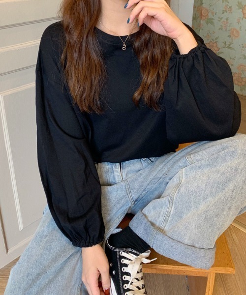 MANGROVE(マングローブ)の「ギャザーカフスロンtee(Tシャツ/カットソー・レディース・ブラック/ホワイト/グレイッシュブルー/グリーン/パープル・FREE)」の11枚目の写真