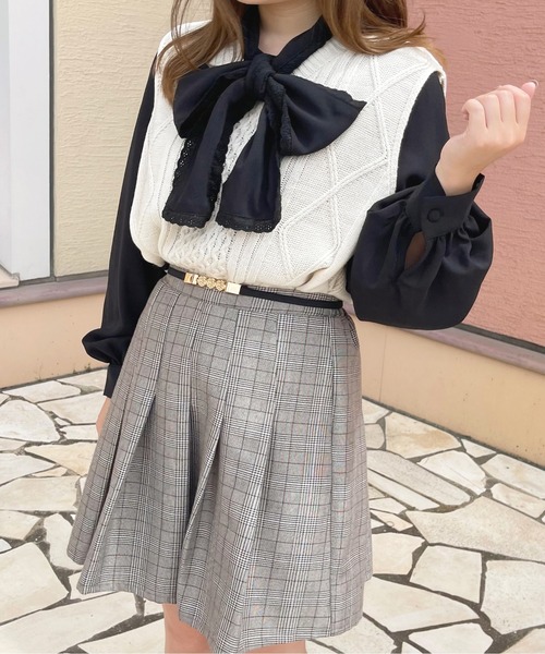 apres jour（アプレジュール）の「レースボウタイブラウス【ZOZOTOWN限定アイテム】（シャツ/ブラウス・レディース・ブラック/オフホワイト/アイボリー・X-LARGE/フリー）」の3枚目の写真