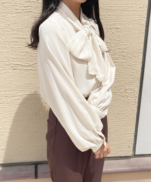 apres jour（アプレジュール）の「レースボウタイブラウス【ZOZOTOWN限定アイテム】（シャツ/ブラウス・レディース・ブラック/オフホワイト/アイボリー・X-LARGE/フリー）」の15枚目の写真