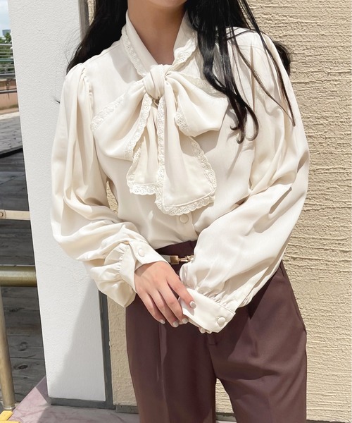 apres jour（アプレジュール）の「レースボウタイブラウス【ZOZOTOWN限定アイテム】（シャツ/ブラウス・レディース・ブラック/オフホワイト/アイボリー・X-LARGE/フリー）」の12枚目の写真
