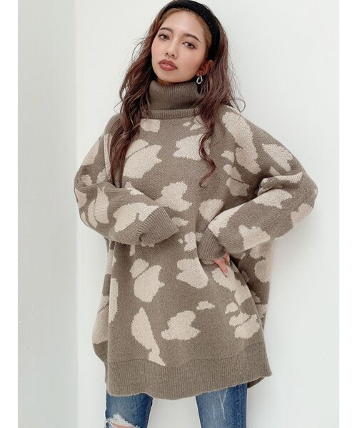 GYDA（ジェイダ）の「COWジャカードハイネック ニットTOPS（ニット/セーター・レディース・ブラック/ブラウン/カーキ・FREE）」の4枚目の写真