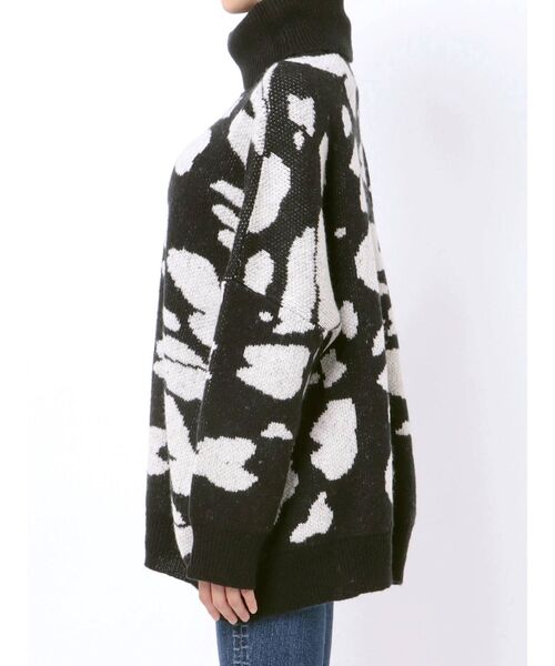 GYDA（ジェイダ）の「COWジャカードハイネック ニットTOPS（ニット/セーター・レディース・ブラック/ブラウン/カーキ・FREE）」の5枚目の写真