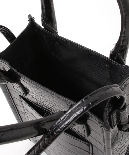 WEGO（ウィゴー）の「WEGO/パイピングハンドルショルダー（ショルダーバッグ・レディース・ブラック系その他/グリーン/ホワイト系その他/その他1/ブラック・FREE）」の14枚目の写真