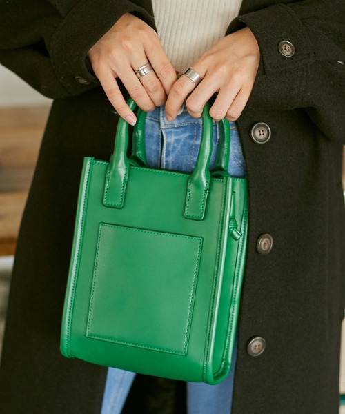 WEGO（ウィゴー）の「WEGO/パイピングハンドルショルダー（ショルダーバッグ・レディース・ブラック系その他/グリーン/ホワイト系その他/その他1/ブラック・FREE）」の21枚目の写真