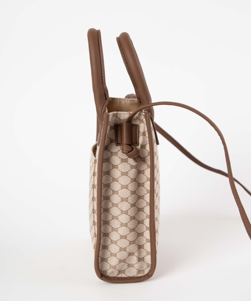 WEGO（ウィゴー）の「WEGO/パイピングハンドルショルダー（ショルダーバッグ・レディース・ブラック系その他/グリーン/ホワイト系その他/その他1/ブラック・FREE）」の16枚目の写真