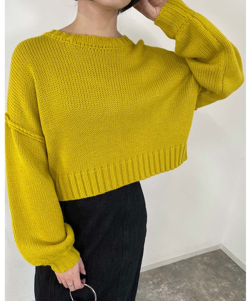 MLI'A（エムリア）の「ショート丈ローゲージニット（ニット/セーター・レディース・イエロー/ブルー/アイボリー/ライトパープル/ブラック/グリーン/オレンジ/ライトグリーン/ピンク/レッド・M）」の7枚目の写真