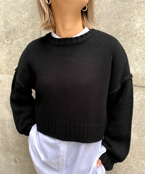 MLI'A（エムリア）の「ショート丈ローゲージニット（ニット/セーター・レディース・イエロー/ブルー/アイボリー/ライトパープル/ブラック/グリーン/オレンジ/ライトグリーン/ピンク/レッド・M）」の2枚目の写真