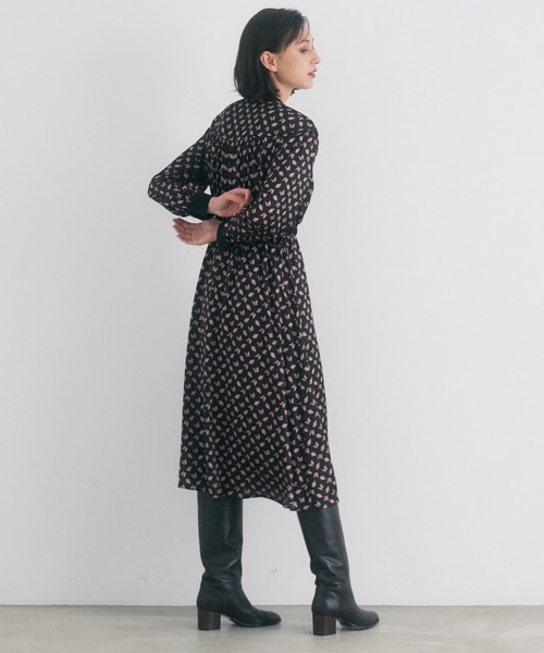 ANAYI（アナイ）の「パピヨンプリントバンドカラーワンピース