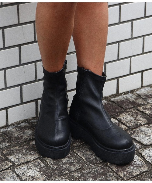 anap mimpi（アナップミンピ）の「厚底ステッチショートブーツ（ブーツ・レディース・ブラウン/ブラック・M/L/S）」の9枚目の写真