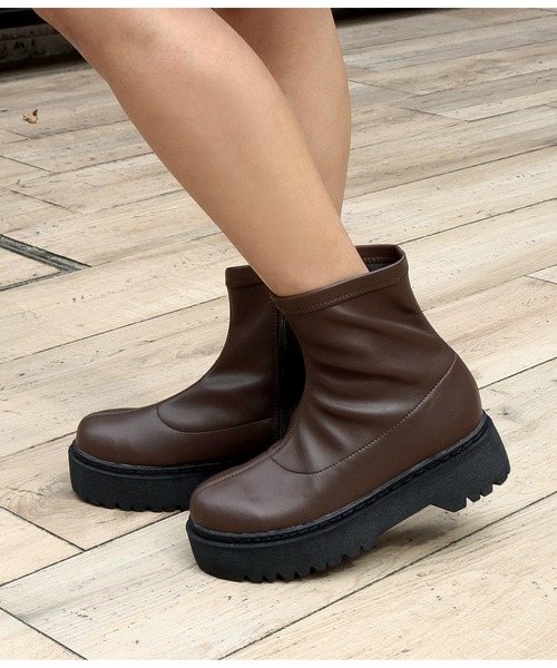 anap mimpi（アナップミンピ）の「厚底ステッチショートブーツ（ブーツ・レディース・ブラウン/ブラック・M/L/S）」の12枚目の写真