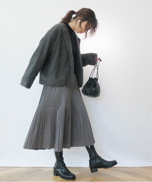 AZUL ENCANTO（アズールエンカント）の「ボアブルゾン（ブルゾン・レディース・カーキ/ライトブラック・FREE）」の18枚目の写真