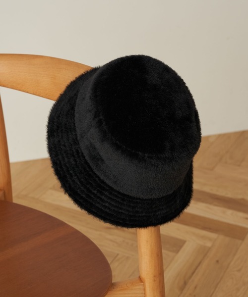 earth music&ecology（アースミュージックアンドエコロジー）の「ファーバケットハット＊（キャップ・レディース・アイボリー/ブラウン/ブラック・FREE）」の3枚目の写真