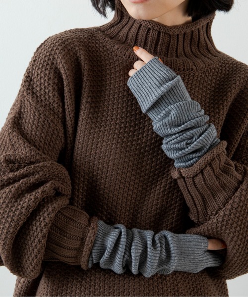 ANGIE（アンジー）の「リブニットアームウォーマー/手袋（手袋・レディース・ベージュ/ライトブラウン/杢グレー・FREE）」の2枚目の写真