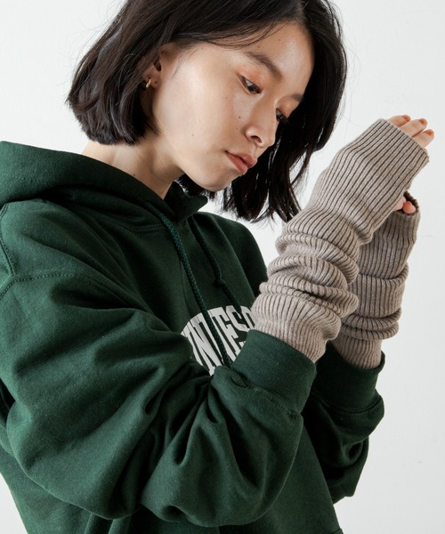 ANGIE（アンジー）の「リブニットアームウォーマー/手袋（手袋・レディース・ベージュ/ライトブラウン/杢グレー・FREE）」の17枚目の写真