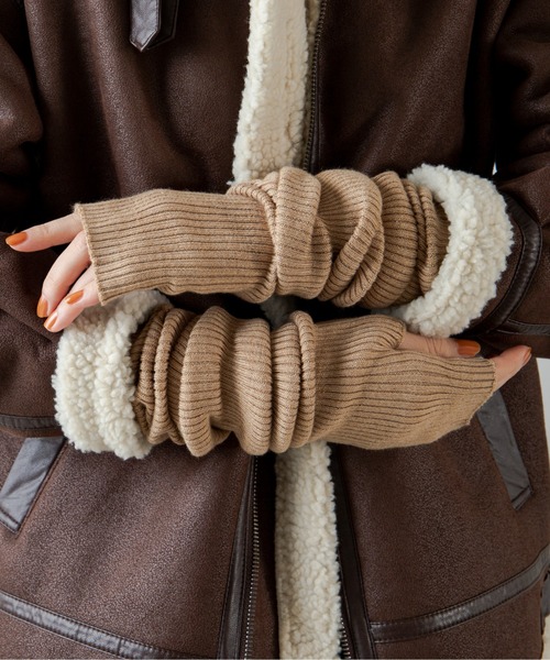 ANGIE（アンジー）の「リブニットアームウォーマー/手袋（手袋・レディース・ベージュ/ライトブラウン/杢グレー・FREE）」の9枚目の写真