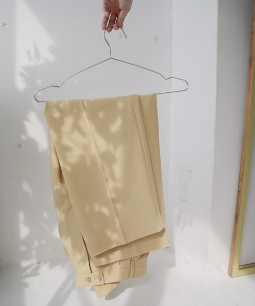 spoon store(スプーンストア)の「センタープレススラックス(スラックス・レディース・イエロー系・SMALL/MEDIUM)」の6枚目の写真