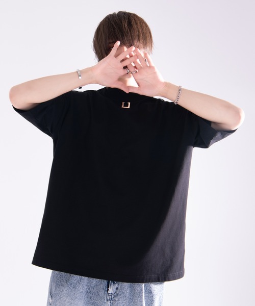 ADRER（アドラー）の「metal charm long high neck top T shirt/メタルチャームロングハイネックトップTシャツ（Tシャツ/カットソー・メンズ・ホワイト/ブラック/グレー・SMALL/MEDIUM/LARGE/X-SMALL）」の5枚目の写真