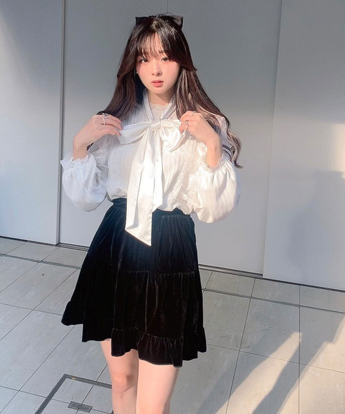 titty＆Co. PETIT by poyo（ティティーアンドコープティバイポヨ）の「【titty&Co.PETIT by POYO】ベロアティアードスカパン（スカート・レディース・ブラック/ボルドー・SMALL/MEDIUM）」の11枚目の写真