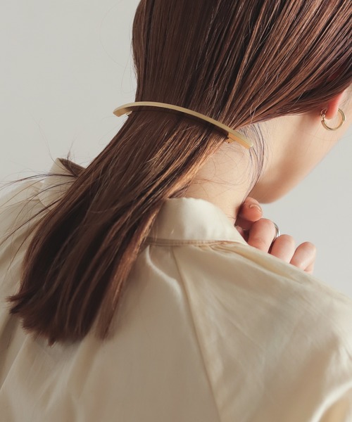 rapiecage(ラピエサージュ)の「スリムパイプロングバレッタ(バレッタ/ヘアクリップ・レディース・シルバー/ゴールド・FREE)」の2枚目の写真