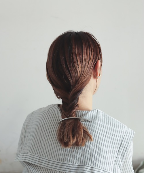 rapiecage(ラピエサージュ)の「スリムパイプロングバレッタ(バレッタ/ヘアクリップ・レディース・シルバー/ゴールド・FREE)」の5枚目の写真