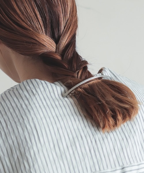 rapiecage(ラピエサージュ)の「スリムパイプロングバレッタ(バレッタ/ヘアクリップ・レディース・シルバー/ゴールド・FREE)」の6枚目の写真