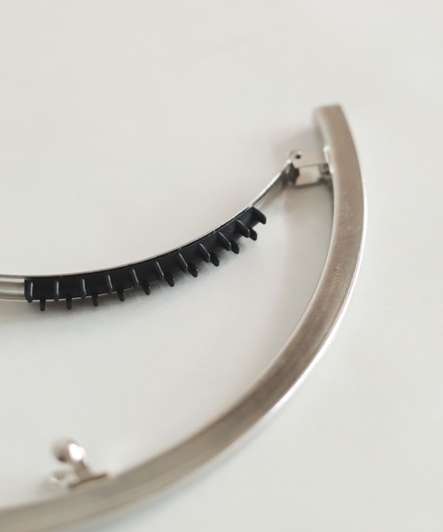 rapiecage(ラピエサージュ)の「スリムパイプロングバレッタ(バレッタ/ヘアクリップ・レディース・シルバー/ゴールド・FREE)」の18枚目の写真