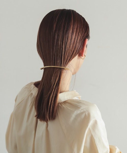 rapiecage(ラピエサージュ)の「スリムパイプロングバレッタ(バレッタ/ヘアクリップ・レディース・シルバー/ゴールド・FREE)」の8枚目の写真