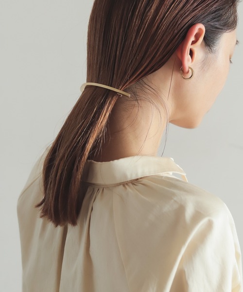 rapiecage(ラピエサージュ)の「スリムパイプロングバレッタ(バレッタ/ヘアクリップ・レディース・シルバー/ゴールド・FREE)」の9枚目の写真