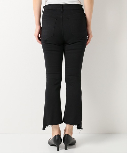 AP STUDIO(エーピーストゥディオ)の「Hem cut イージーデニム(デニムパンツ・レディース・ブラック・38/36/34)」の19枚目の写真