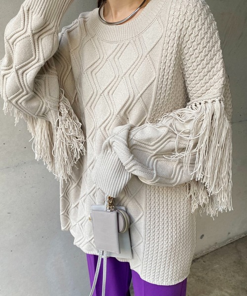 CAPRICIEUX LE'MAGE（カプリシューレマージュ）の「ダイヤ編袖フリンジプルオーバー（ニット/セーター・レディース・ブラック/グリーン/ホワイト系その他・FREE）」の17枚目の写真