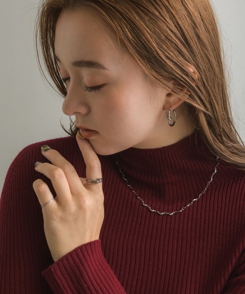 muku（ムク）の「金属アレルギー対応 ストリングノットリング/ サージカルステンレス/316L（リング・レディース・シルバー/ゴールド・FREE）」の20枚目の写真