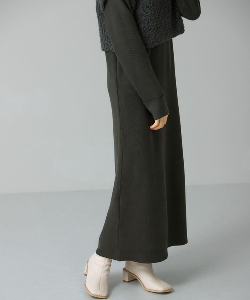 KBF（ケイビーエフ）の「ニットSETカットソーワンピース（ワンピース・レディース・チャコールグレー/ブラウン/オフホワイト・ONE）」の11枚目の写真