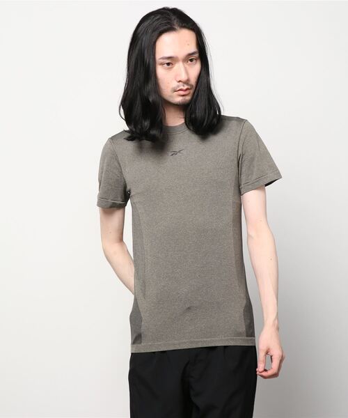 Reebok(リーボック)の「ユナイテッド バイ フィットネス MyoKnit シームレス Tシャツ / United By Fitness MyoKnit Seamless T-Shirt (Tシャツ/カットソー・メンズ・ブラック/アーミー・MEDIUM/X-LARGE/X-SMALL/XXX-LARGE)」の13枚目の写真