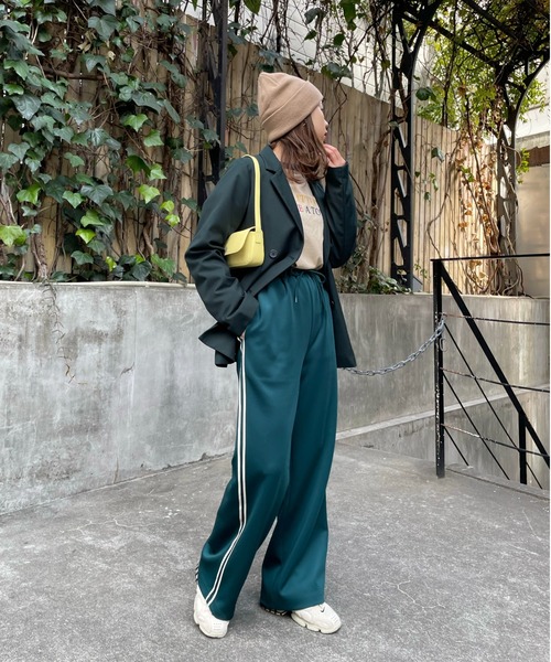 WHO'S WHO gallery(フーズフーギャラリー)の「【SLOPPY/スロッピー】トラックパンツ(その他パンツ・レディース・ダークグリーン/ネイビー/アイボリー・MEDIUM)」の5枚目の写真