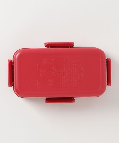 MILKFED.（ミルクフェド）の「LIFE STYLE｜LOGO LUNCH BOX RED（お弁当箱・レディース・レッド・ONE SIZE）」の2枚目の写真