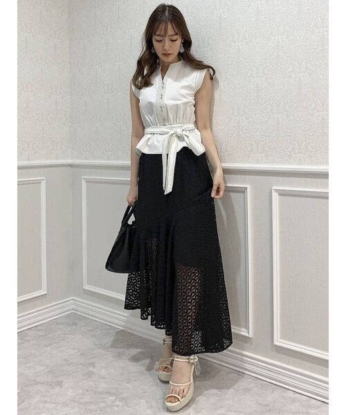 dazzlin（ダズリン）の「フラワーレースアンバランススカート（スカート・レディース・ブラック/オフホワイト・SMALL/MEDIUM）」の20枚目の写真