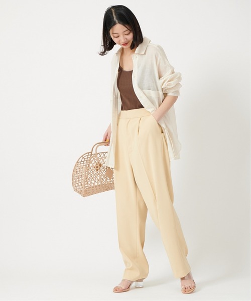 U by SPICK&SPAN（ユーバイスピックアンドスパン）の「カップ付きリブキャミソール（キャミソール・レディース・ベージュ/ブラウン・FREE）」の4枚目の写真