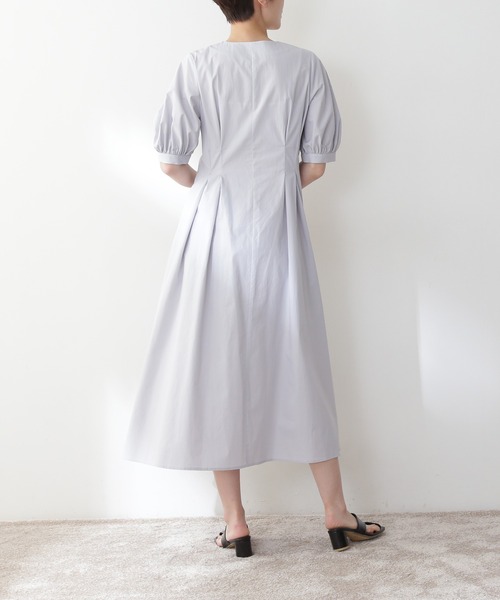 N.（N. Natural Beauty Basic）（エヌエヌナチュラルビューティーベーシック）の「◆カーブフラップコットンワンピース（ワンピース・レディース・スミクロ/ブルー/ホワイト・MEDIUM）」の9枚目の写真